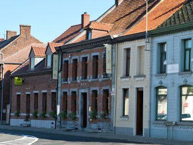 Auberge Le XIX eme Thulin Exterior foto